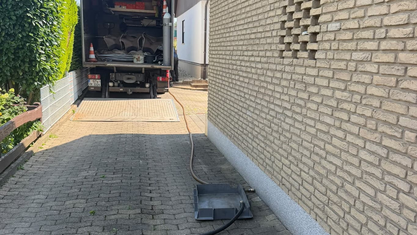 Fallrohr Verstopfung lösen Gütersloh